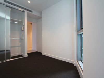 2602W / 42 Balston Street, Southbank