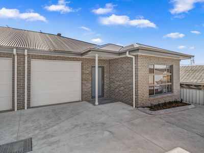 2 / 221a Maitland Street, Kurri Kurri