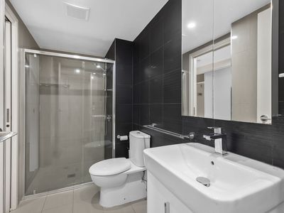 12 / 125 Melbourne Street, South Brisbane