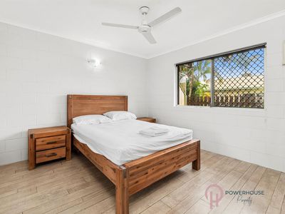 7 / 30 Girralong Street, Woree