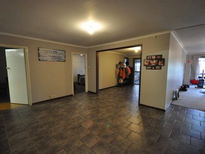 5 Rudall Avenue, Newman