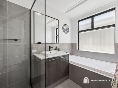 23 Chesterfield Terrace, Hilbert