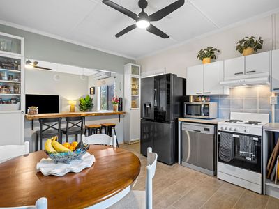 207 Blackstone Road, Silkstone