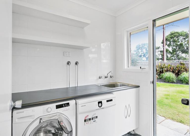 177 Black Road, Flagstaff Hill