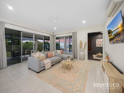 1 Sandridge Street, Jensen