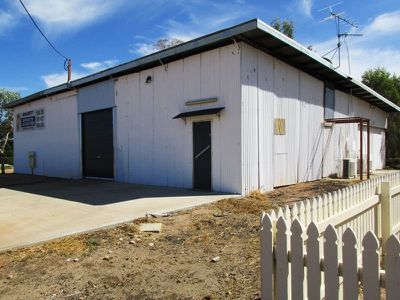 12 Owl street, Longreach