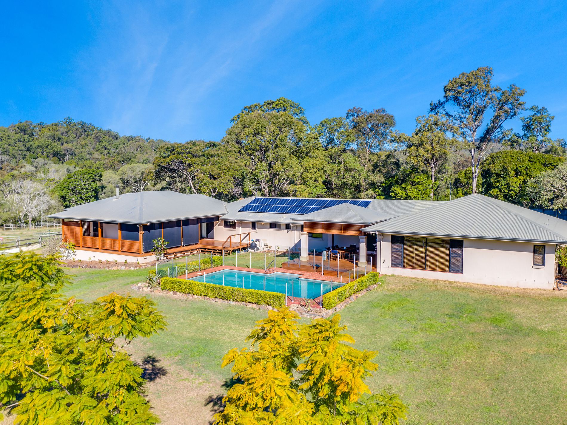 8 DALGLEISH ROAD, Ormeau Hills