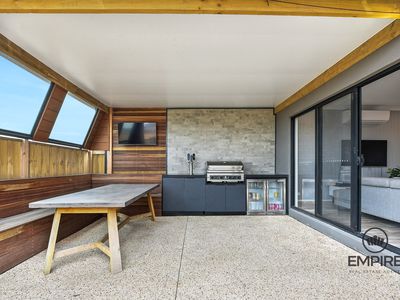 64 Stature Avenue, Clyde North