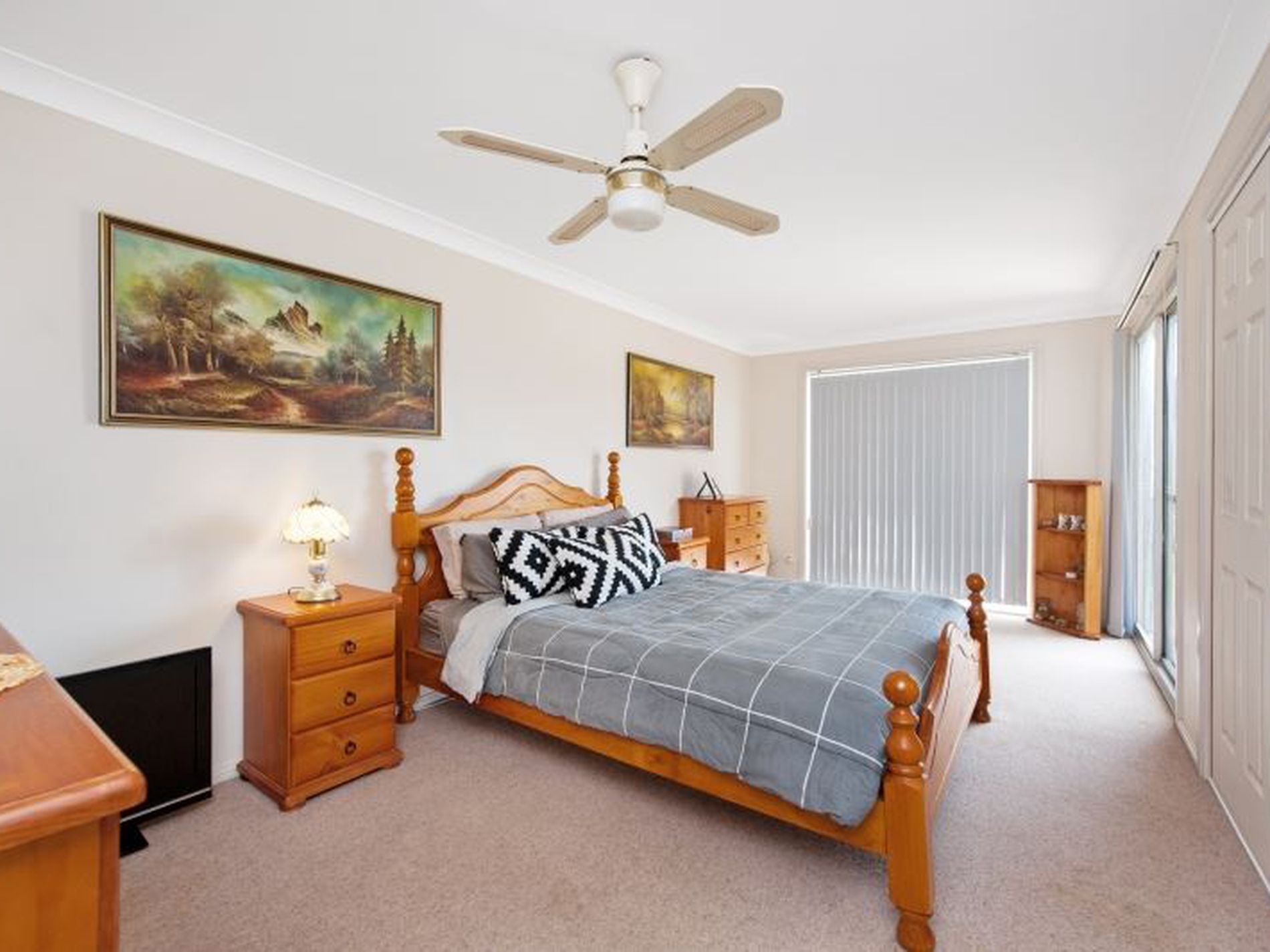 10 Garrad Way, Lake Conjola