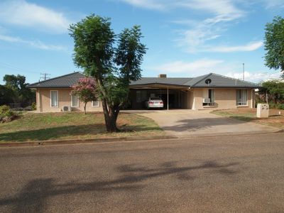 11 Daniel Keane Crescent, Gunnedah
