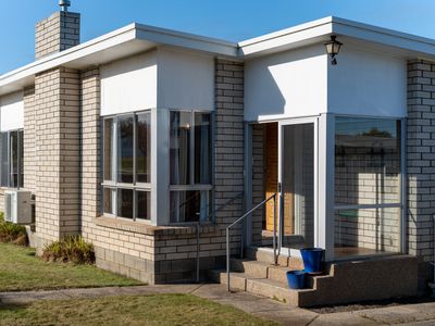 11 Queen Street, Campbell Town