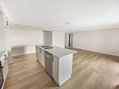 9 Purlingbrook Terrace, Dubbo