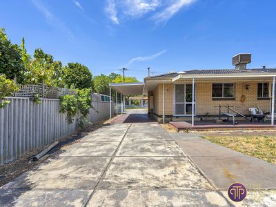 16 Carleton Crescent, Forrestfield