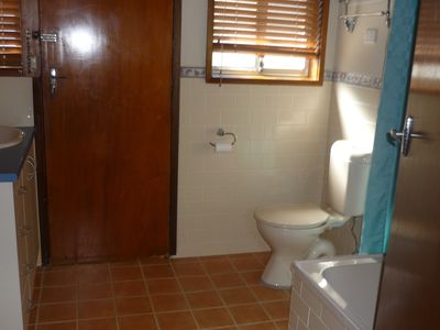 1 / 38 The Boulevarde, Oak Flats