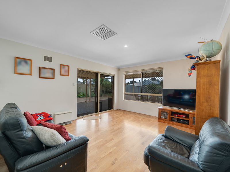 100 Bottlebrush Drive, Kiara