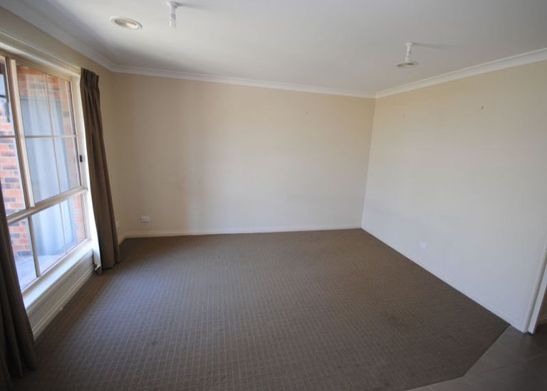 2 / 28 Oswald Street, Portland