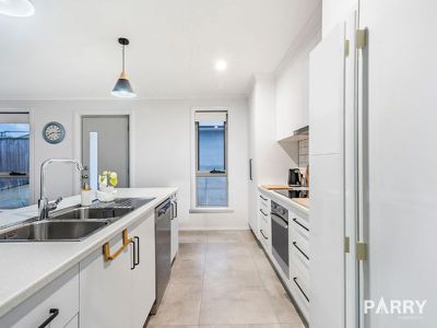 4/112A Talbot Road, South Launceston