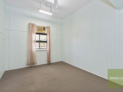 8 Kitchener Road, Pimlico