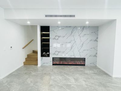 10A Napier Crescent, North Ryde