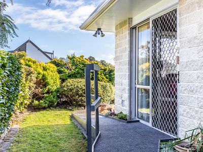 25 Knights Grove, Otaki