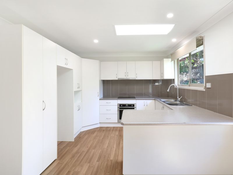 46 Loch Carron Avenue, Farmborough Heights