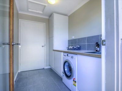 5 / 6 Fortune Street, Box Hill North