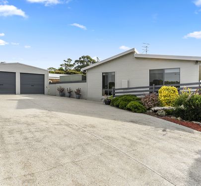 1 Patsy Court, Coles Bay