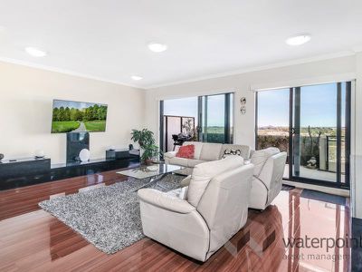 36 / 13 Bay Drive, Meadowbank