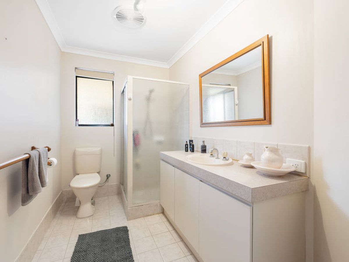 5 Amarina Close, Kenwick