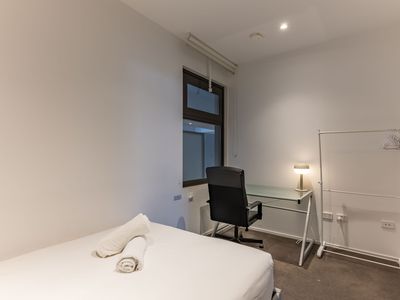 Level 5 / 6 Galloway Street, Mascot