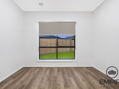 7 Westerfolds St, Clyde North