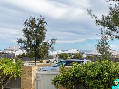 36 Seaside Avenue, Yanchep