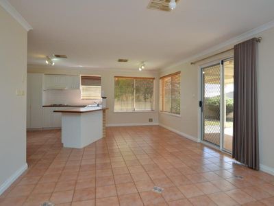 24 Tindals Crescent, Hannans