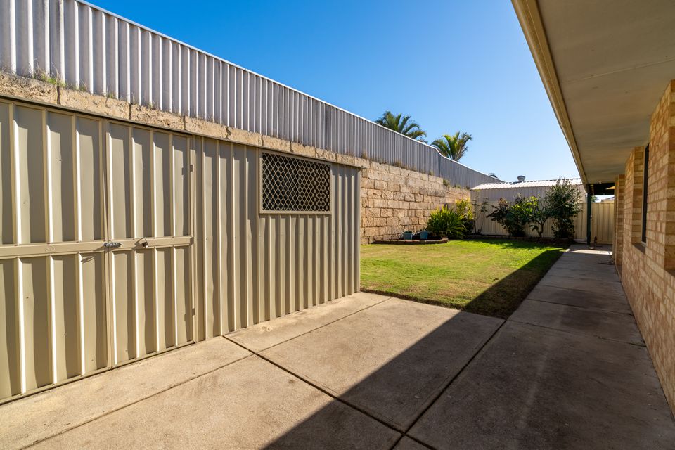 52 Brougham Crescent, Orelia