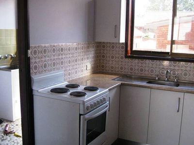 2 / 18 Shellharbour Road, Warilla