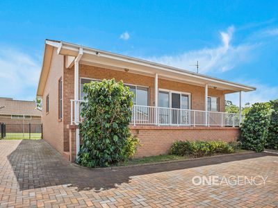 2 / 92 Tongarra Road, Albion Park