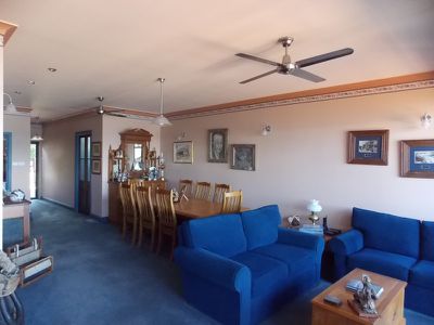 11 Grand Pde, Bonnells Bay