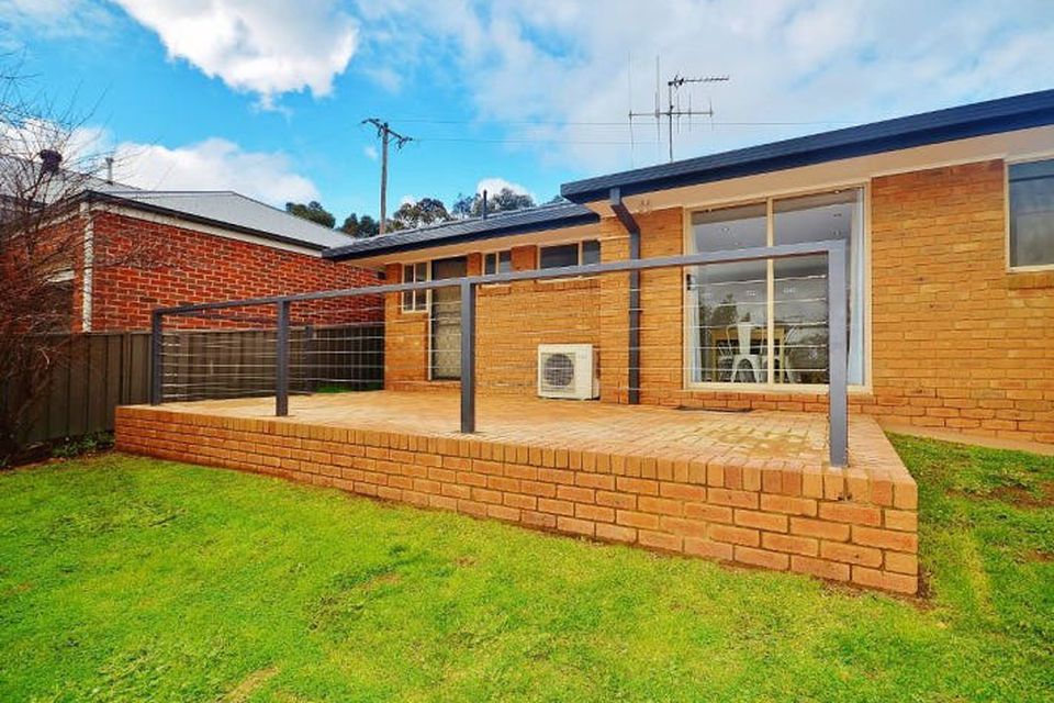 3 Erniold Road, Strathdale