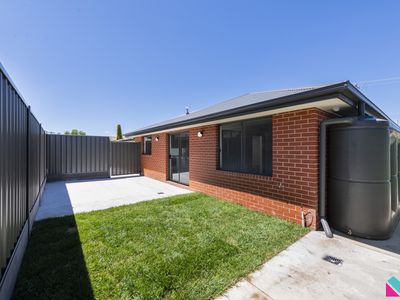 1 / 87 Cooma Street, Queanbeyan