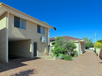 2/27 Drabble Road, Scarborough