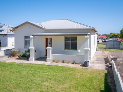 14 Mount Gambier Road, Millicent