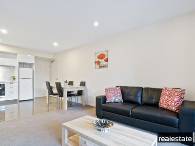 72 / 172 Railway Parade, West Leederville