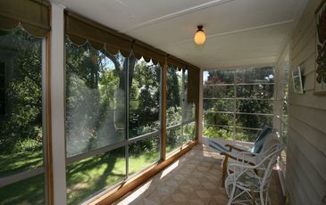 16 Salisbury Road, Beaconsfield Upper
