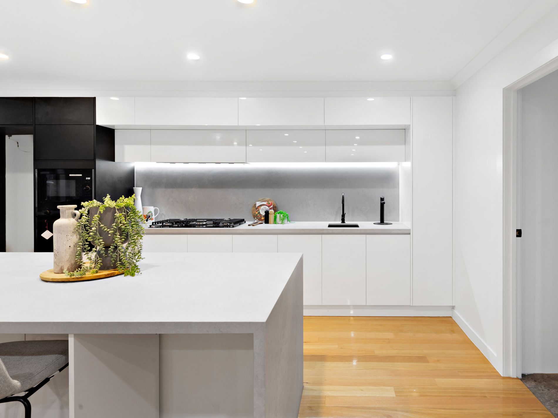 8 Pinnacle Way, Fraser Rise