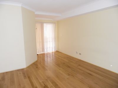 17 / 9-11 Bathurst Street, Liverpool
