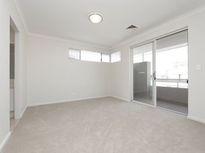5 Grasstree Way, Churchlands