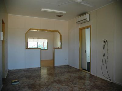 139 Wren street, Longreach