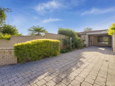 1 / 11 Sprigg Place, Booragoon