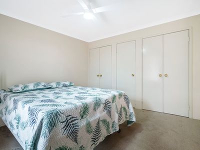 2B Eaglemont Drive, Swan View