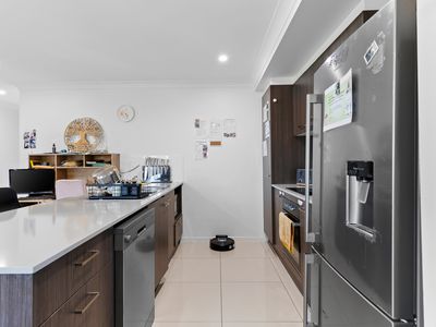 18 Weebah Place, Cambooya